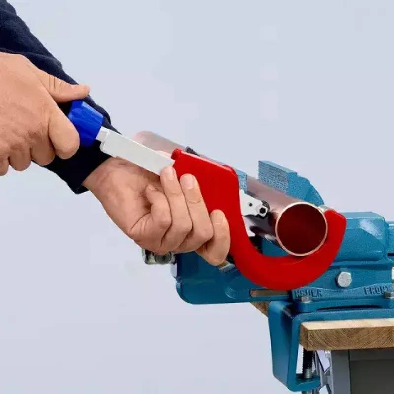Pipecutter Knipex 90 31 03 BK sobib messingi, vase, terase jaoks