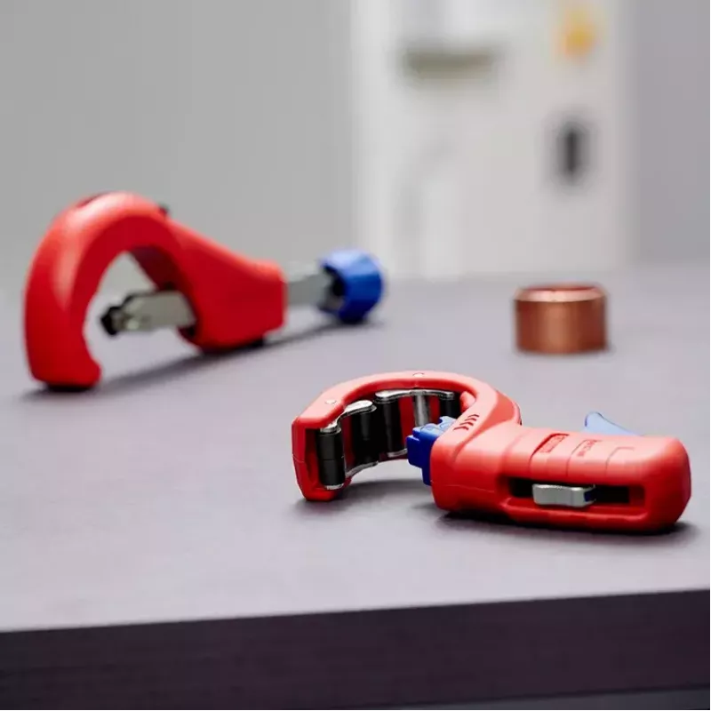 Pipecutter Knipex 90 31 03 BK sobib messingi, vase, terase jaoks