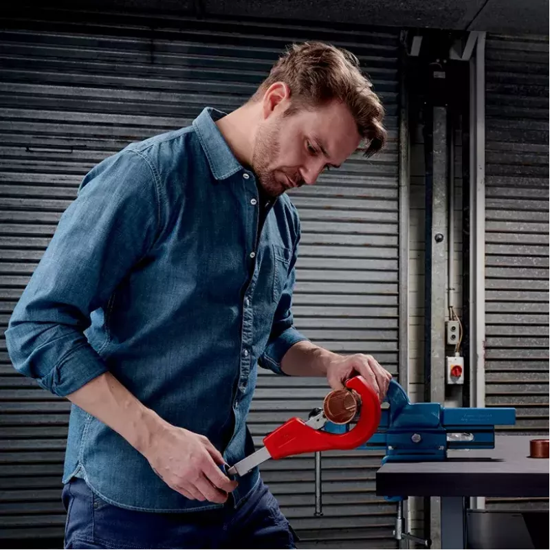 Pipecutter Knipex 90 31 03 BK sobib messingi, vase, terase jaoks