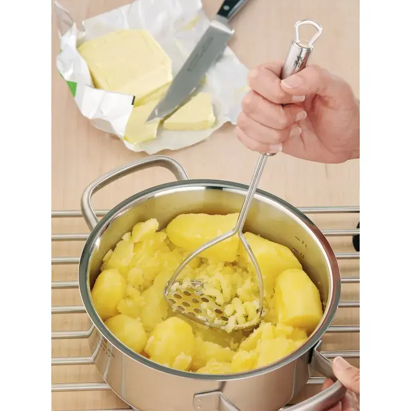 WMF Profi Plus roostevaba teras Traditional potato masher