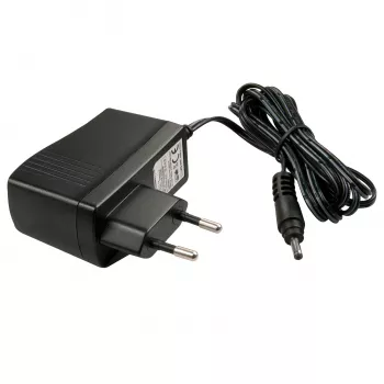 Toiteadapter/pingemuundur Lindy 70227, sisetingimustesse, 100–240 V sisend, 1,5 m kaabel, must
