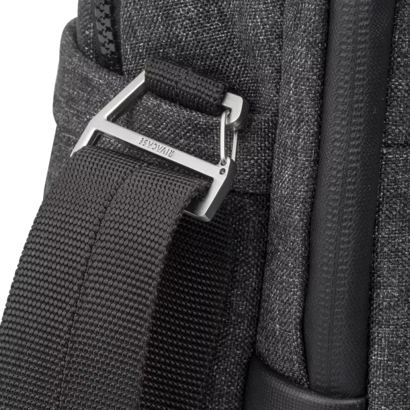 Kohver Rivacase Lantau 39,6 cm (15,6 tolli) Must Hall 8831 Must MELANGE