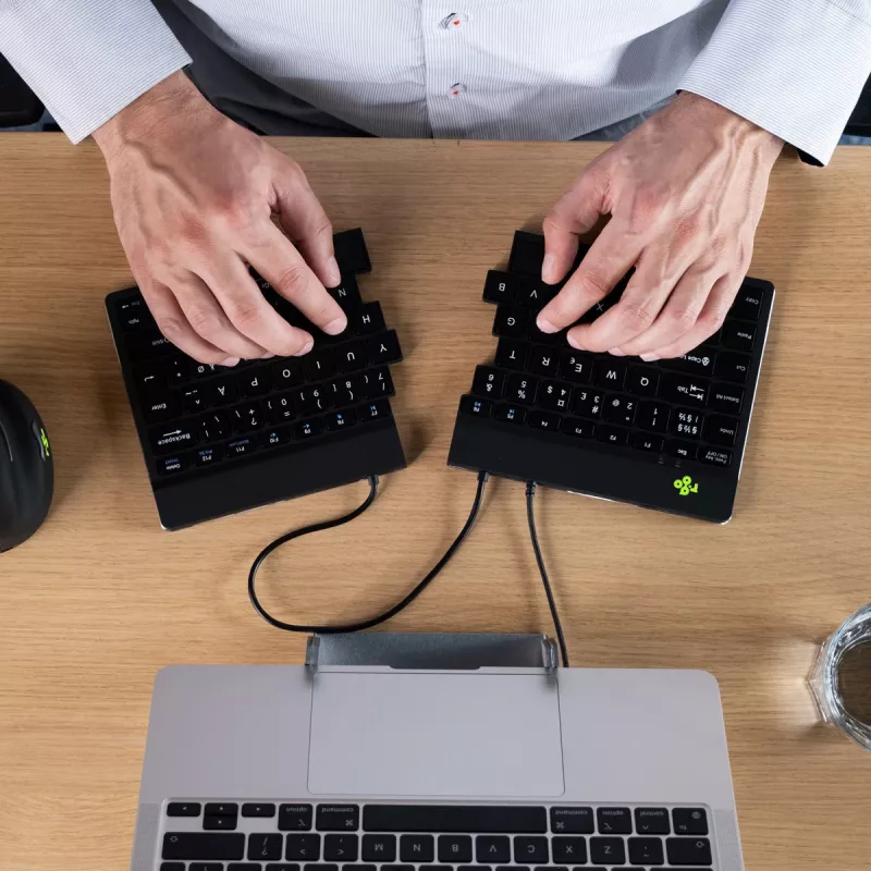 R-Go Tools ergonoomiline klaviatuur R-Go Split Break v2 koos pausitarkvaraga, ergonoomiline jagatud klaviatuur, QWERTY (UK), juhtmega, must