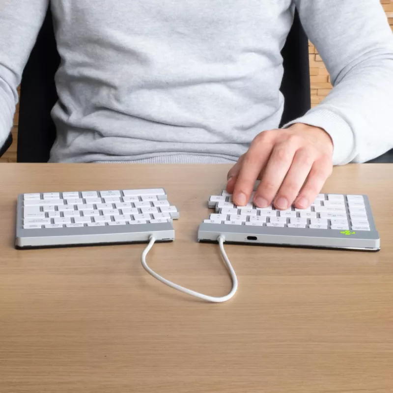 R-Go Tools Ergonoomiline klaviatuur R-Go Split Break koos pausitarkvaraga, ergonoomiline poolitatud klaviatuur, QWERTY (US), Bluetooth, valge