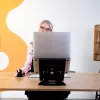 R-Go Tools sülearvuti alus R-Go Riser Document, ergonoomiline, kokkupandav ja reguleeritav alus dokumendihoidjaga, must