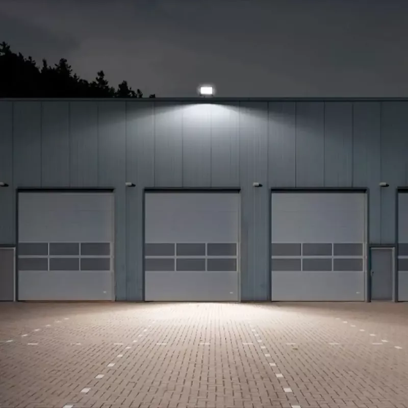 LED-seinalamp VISIONAL VS122-10W-40K — 10 W, 1100 lm, 4000 K välis-/fassaadivalgustuseks