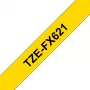 Brother TZE-FX621 sildistamislint, must kollasel taustal