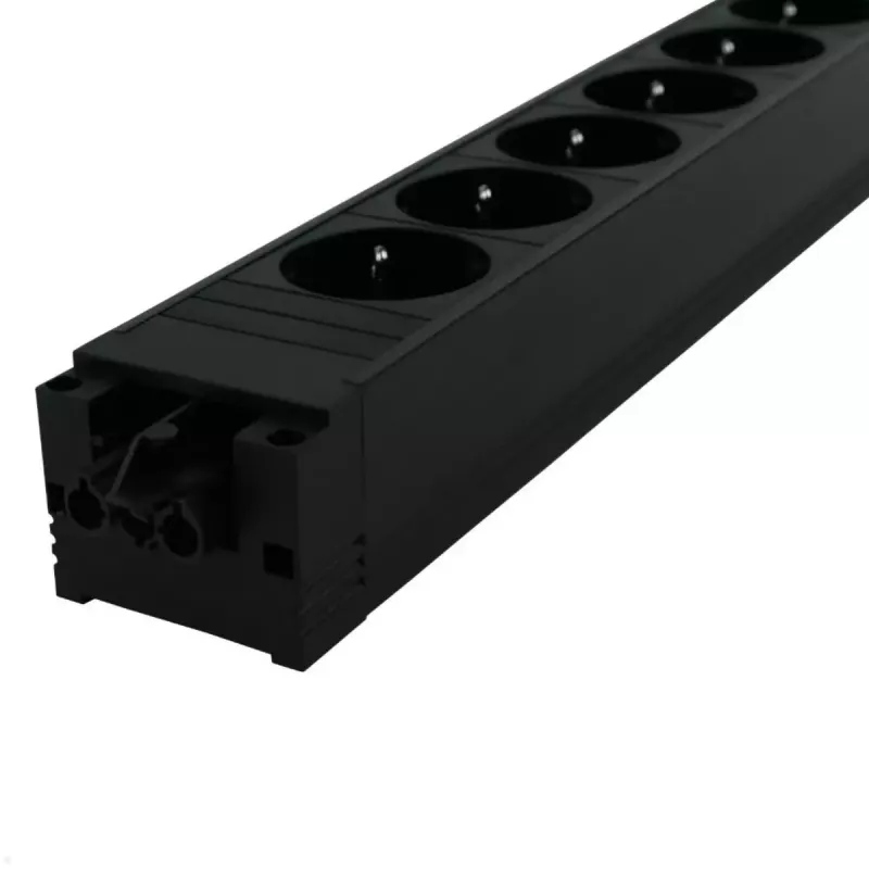 Bachmann STEP BASE 6x pistikupesaplokk GST18 6 vahelduvvoolu pistikupesa 250V 16A