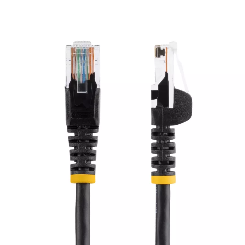StarTech.com Cat5e paigalduskaabel takerdumisvastaste RJ45-pistikute-ga - 5 m, Must