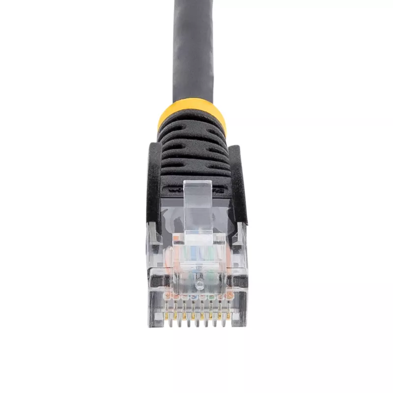 StarTech.com Cat5e paigalduskaabel takerdumisvastaste RJ45-pistikute-ga - 5 m, Must