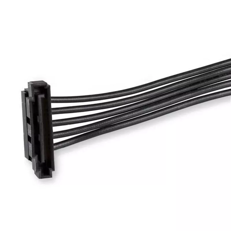 StarTech.com 4x SATA toitejaotur adapterkaabel, SATA 15-kontaktiline, 4 x SATA, 0,4 m, isane, emane, must