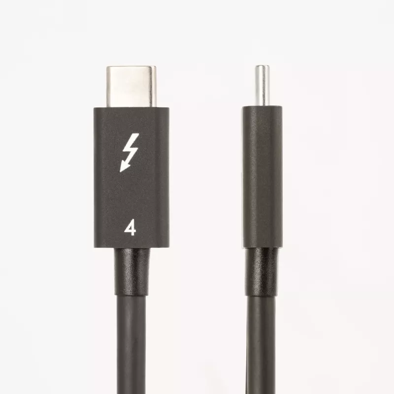 StarTech.com 1,6 jala pikkune Thunderbolt 4 kaabel - 40 Gbps - 100 W PD - 4K/8K video - Inteli sertifitseeritud Thunderbolti kaabel - Ühildub USB 4/Thunderbolt 3/USB 3.2/USB USB-C/DisplayPortiga