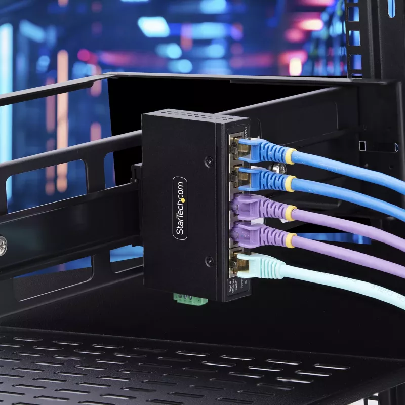 StarTech.com 5-pordine haldamata tööstuslik võrgukommutaator, 100/1000 Ethernet, DIN-liistule/seinale kinnitatav, vastupidav IP30 gigabitine kommutaator, -40°F–167°F, 9–60 V alalisvool, TAA-ga kooskõlas