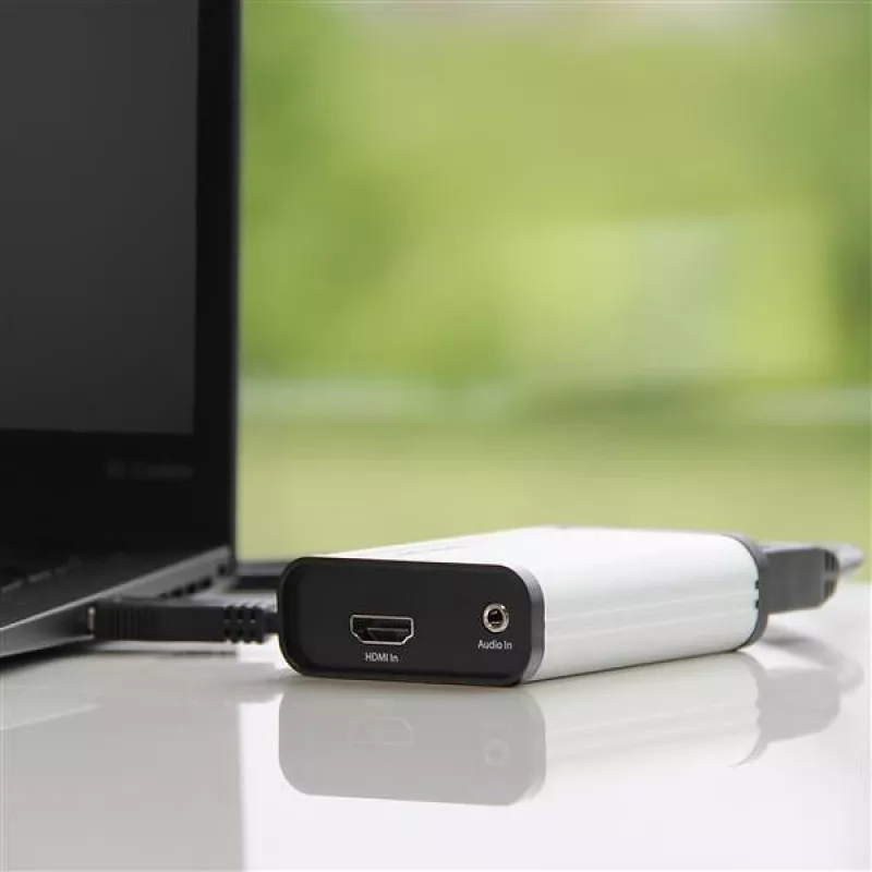 StarTech.com HDMI to USB C Video Capture Device 1080p 60fps - UVC - External USB 3.0 USB-C Capture/Live Streaming - HDMI Audio/Video Recorder Adapter - Works with USB-C/USB-A/Thunderbolt 3 - TAA