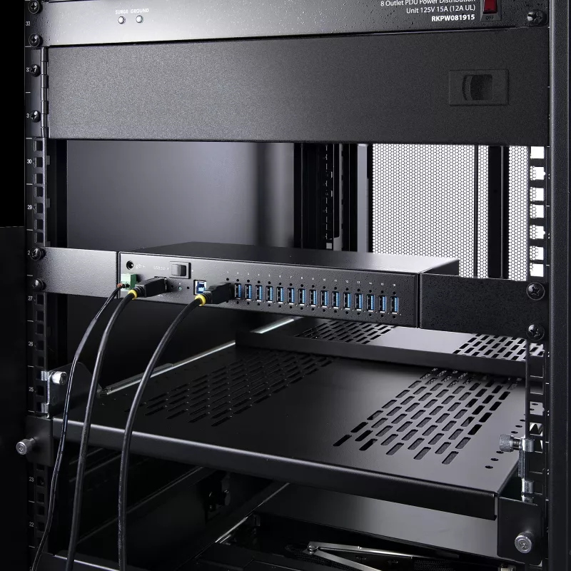 StarTech.com 16-pordiline tööstuslik USB 5Gbps jaotur toiteadapteriga, metallkorpus, paigaldatav, ESD-kaitse, klemmiploki toide, USB-laadimine, kahe hosti lüliti - TAA