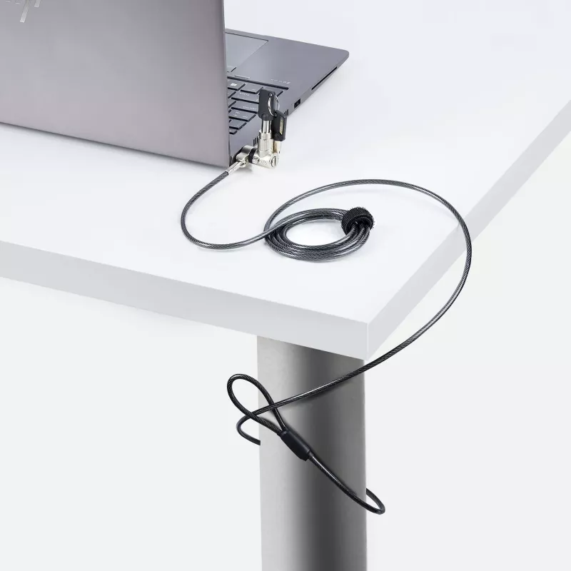 StarTech.com 3-in-1 Universal Laptop Lock 6.6ft (2m), Master Keyed Locking kaabel, Computer Security, Ühilduv w/Noble Wedge®/Nano/K-Slot; Anti-Theft Cut-Resistant kaabel