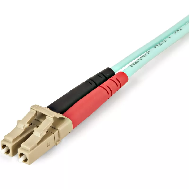 StarTech.com 1m (3ft) LC/UPC to LC/UPC OM4 mitmemoodiline fiiberoptiline kaabel, 50/125µm LOMMF/VCSEL tõmblukkfiiber, 100G, madal sisestuskadu, LSZH fiiberoptiline hüppaja juhe