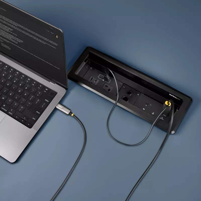 StarTech.com 30 jala (9,15 m) USB-C–HDMI 2.0 aktiivne optiline kaabel (AOC), 4K 60 Hz, CL3 klassiga, ühesuunaline USB USB-C–HDMI adapterkaabel
