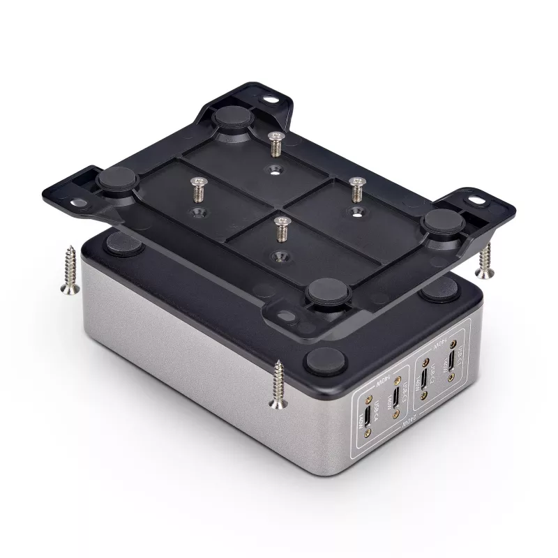 StarTech.com 4-pordiline mitme seadme USB-C laadija, 240 W kokku, üksik port 140 W EPR, PD 3.1, kruvilukustuvad pordid, nõupidamisruumid, kronstein pinnale paigaldamiseks kaasas