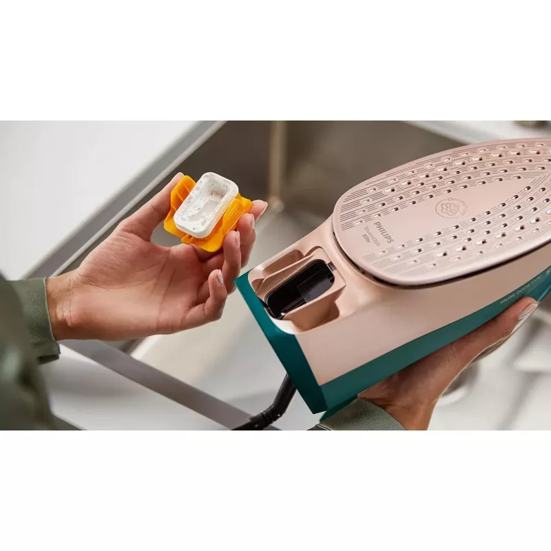 Aurutriikraud Philips DST8030/70 — 3000 W, SteamGlide Elite tallatald, 0,35 L paak, 1,78 kg, vertikaalne aur, roheline