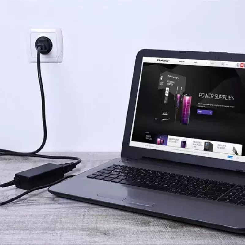 Laadija Qoltec 52408 sisetingimustes vahelduvvoolu sülearvuti 19V 2.1A must