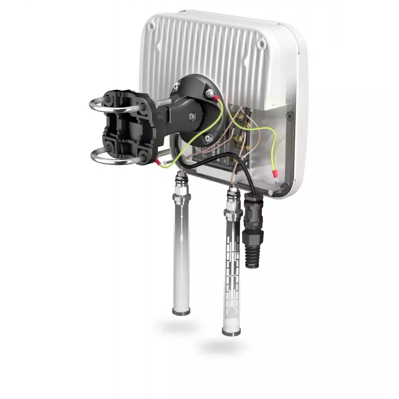 Suundantenn QuWireless QuMax PoE/LAN, mitmeribaline 0,694–2,7 GHz ja 2,4–2,5 GHz, max võimendus 6 dBi, vertikaalne polarisatsioon