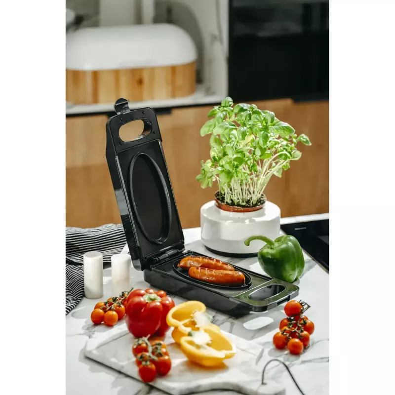 Multifunktsionaalne grill Adler AD 3066 — Lauapealne, 900 W, Must