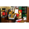 LEGO Icons ehituskomplekt 10350 Tudor Corner House — 3266 detaili, 8 minifiguuri, vanus 18+, 260×250×310 mm