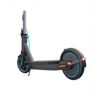 Elektriline tõukeratas Motus Scooty 10 GEN5 — 350 W mootor, 36 V/15 Ah aku, 10-tollised rattad, maksimaalne kiirus 20 km/h, IP54, kokkupandav