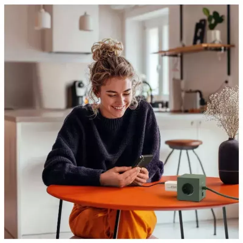 Hama 00201993 mobiilseadme laadija Mobiiltelefon, Sülearvuti, Nutitelefon, Tahvelarvuti Valge Vahelduvvool Kiirlaadimine Siseruumides