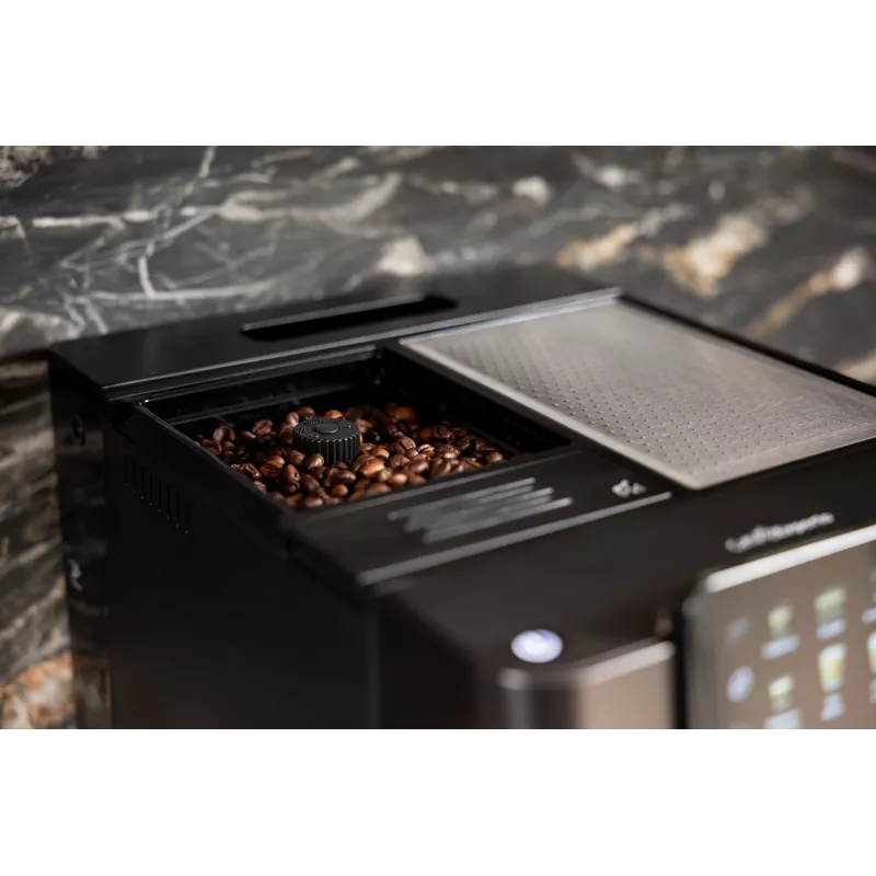 Beko CEG7304B CaffeExperto oadest tassini kohvimasin aurupüstoliga