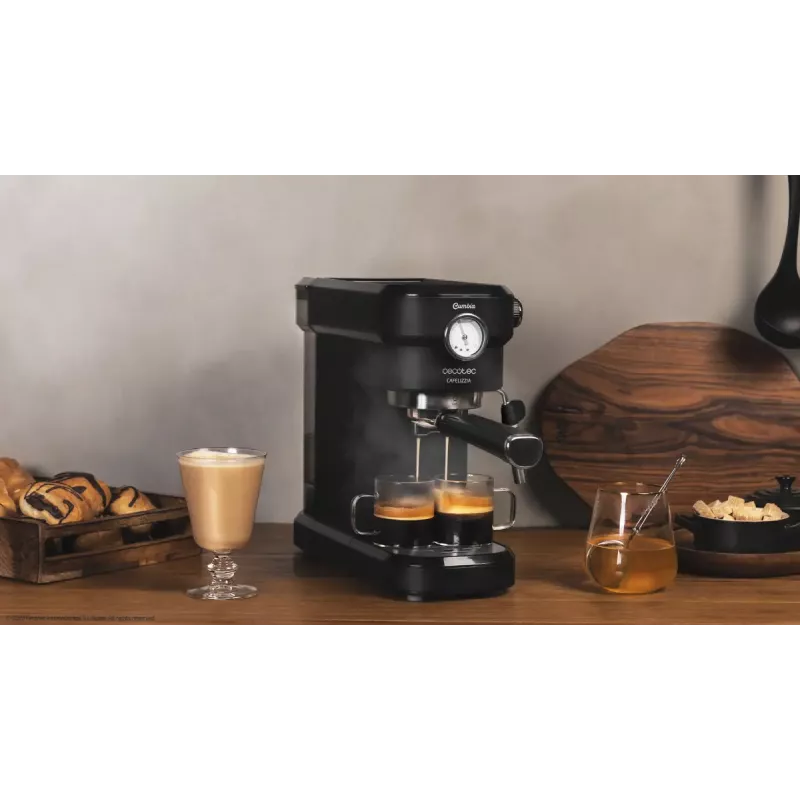Cecotec Cafelizzia 790 Black Pro espressomasin, 1,2 l, 20 bar, must