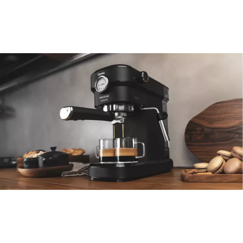 Cecotec Cafelizzia 790 Black Pro espressomasin, 1,2 l, 20 bar, must