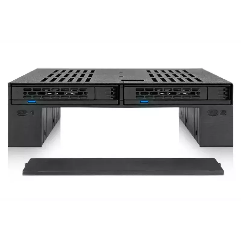 Ajami pesa paneel Icy Dock MB322SP-B