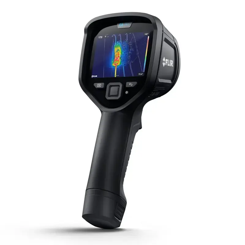 Termokaamera Flir Systems E8-PRO — 320×240 px, NETD 40 mK, IFOV 1,8 mRad, 3,5-tolline ekraan, metallkorpus, must