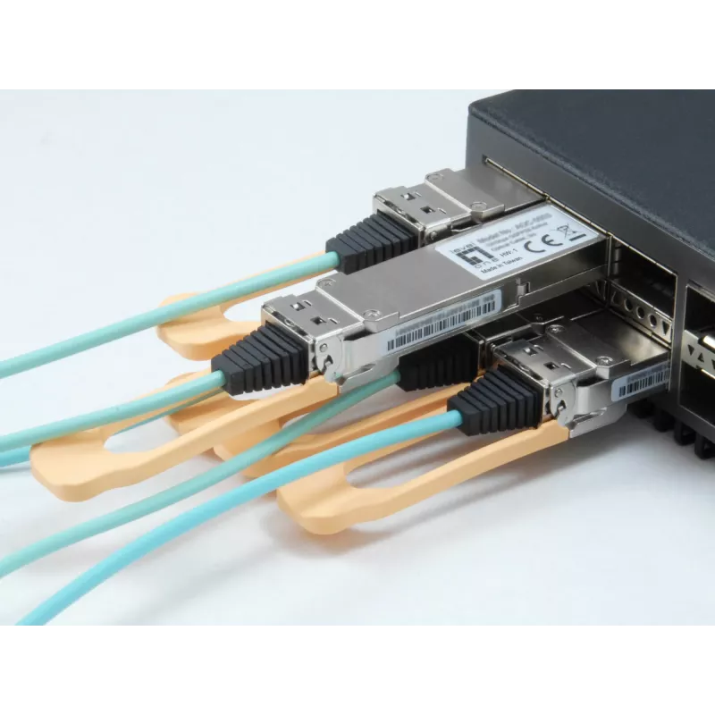 LevelOne AOC-0501 võrgutransiiveri moodul Kiudoptiline 103100 Mbit/s QSFP28 850 nm