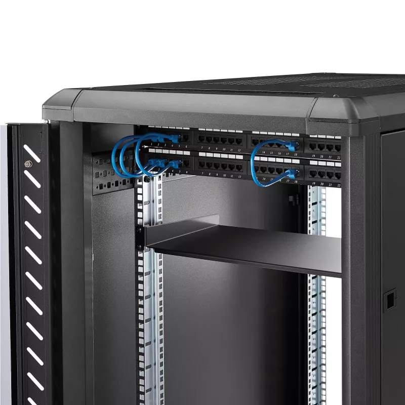 StarTech.com 1U fikseeritud serveririiuli kinnitusalus – 10 tolli sügav terasest universaalne konsoolalus 19-tollise AV/võrguseadmete riiuli jaoks – raskeveo teras – kandevõime 44 naela/20 kg, must