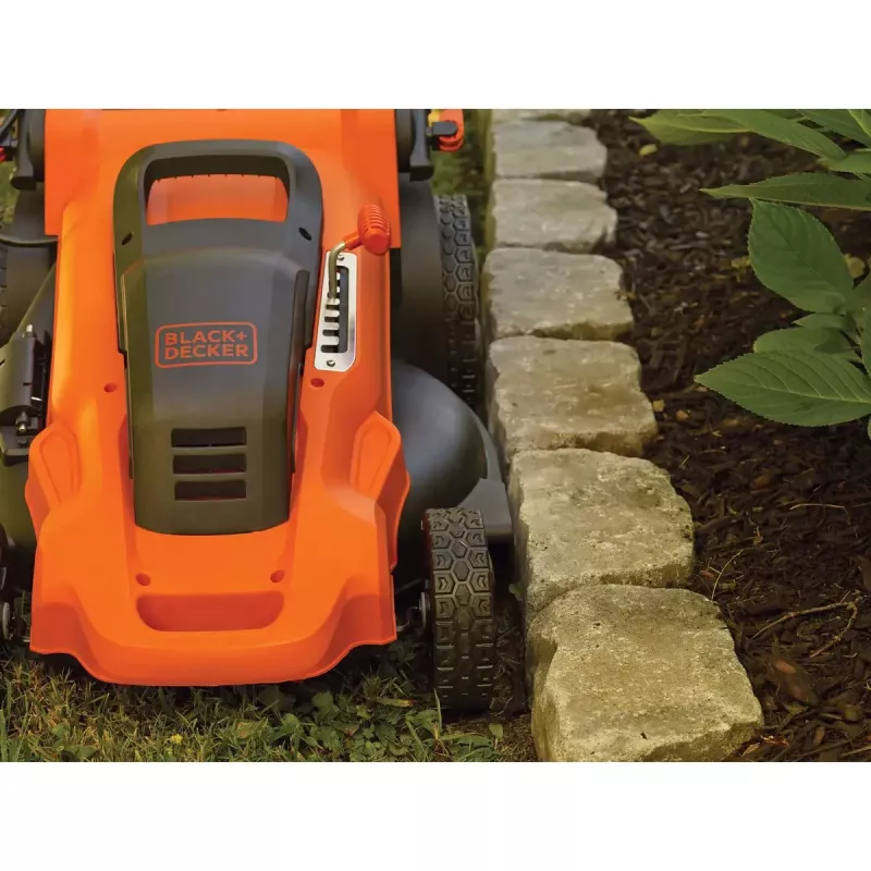Järelkõnditav muruniiduk Must & Decker LM2000-QS