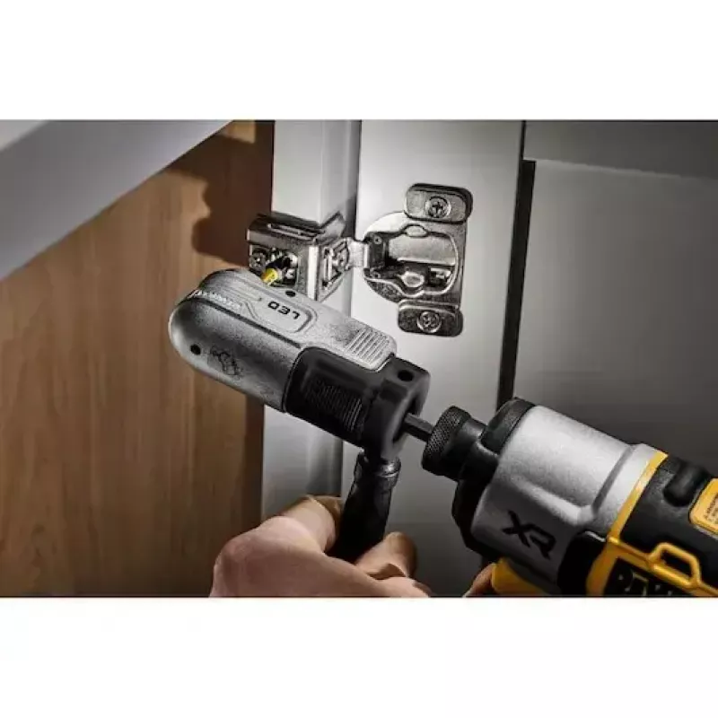 Lasernivoo DeWalt DTLRA-QZ — isetasanduv, täpsus 0,3 mm/10 m