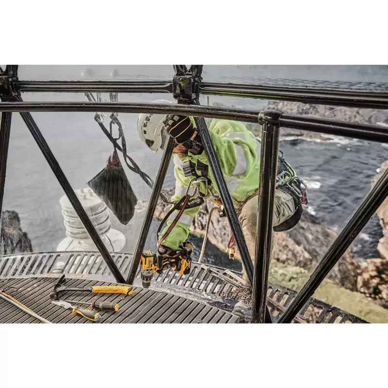Puidutöötluspeitel DeWalt DWHT0-16148 — ühes tükis peitel puidutöödeks