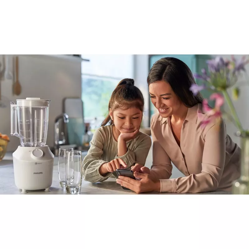 Lauapealne blender Philips HR2041/00 — 450 W, 1,9 l plastnõu, roostevabast terasest labad, valge