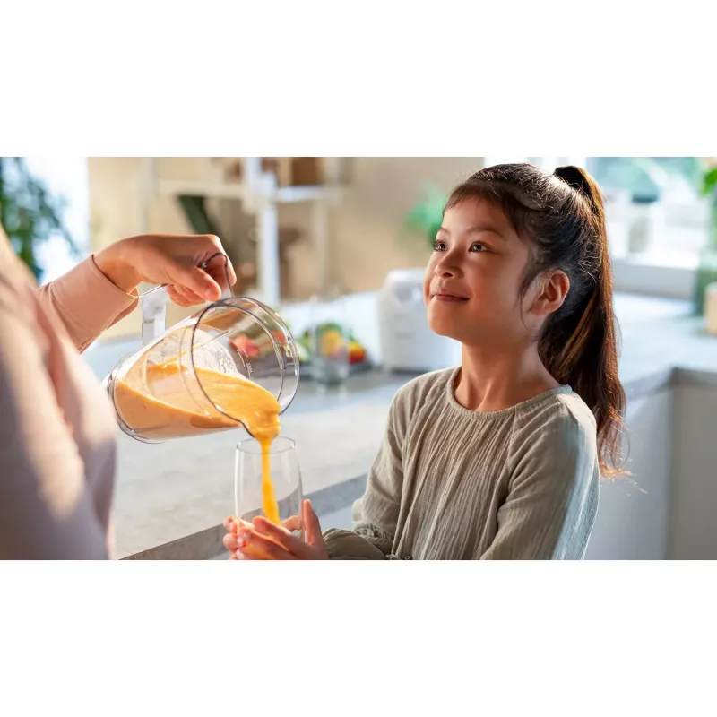Lauapealne blender Philips HR2041/00 — 450 W, 1,9 l plastnõu, roostevabast terasest labad, valge
