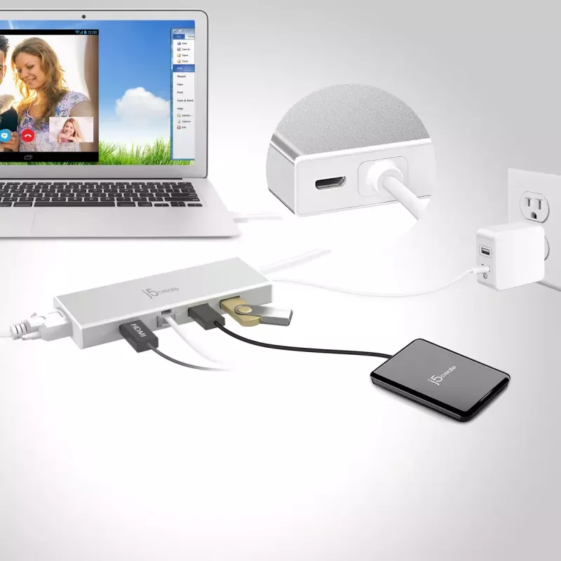 j5create JUD380 USB™ 3.0 Mini dokk, sisaldab 1x HDMI-porti ja 3x USB-porti, hõbedane