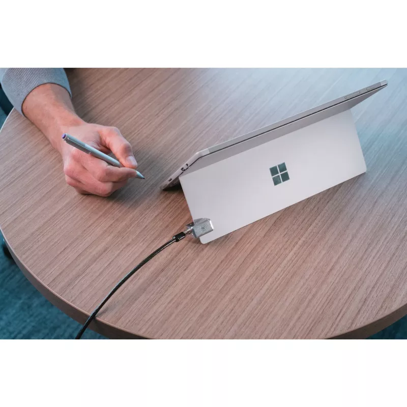 Kensington võtmega kaablilukk Surface Pro ja Surface Go jaoks, 1,8 m, Kensington, võti, süsinikteras, must, hõbedane