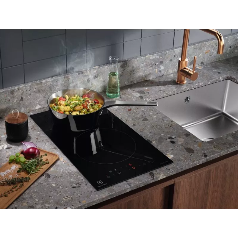 Electrolux Serie 300 LIT30231C Must Built-in 29 cm Zone induction hob 2 zone(s)