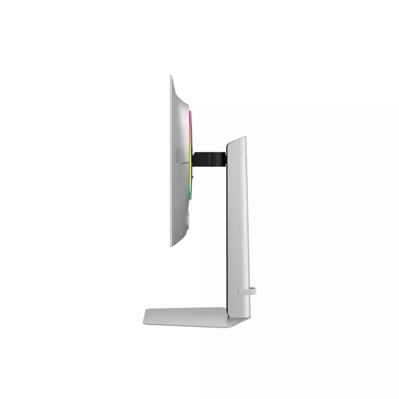 27-tolline OLED monitor Samsung G60SD LS27DG602SUXEN — 2560x1440 QHD, 0,03 ms, 178° vaatenurk, USB 3.2 jaotur, VESA, hõbedane