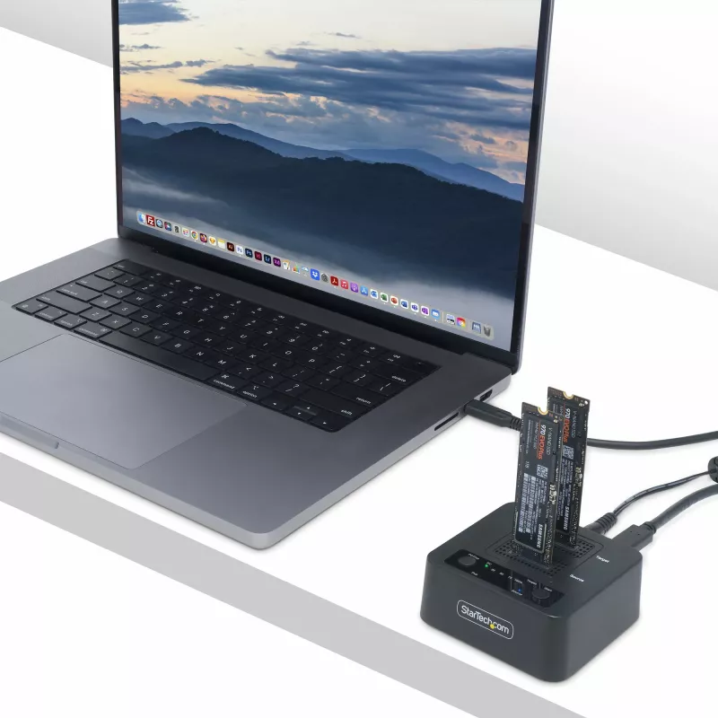 StarTech.com 1:1 M.2 NVMe Drive Duplicator, Standalone M.2 SSD Cloner/Copier up to 90GBpm, USB 3.2 20Gbps M.2 Dual-Bay Drive Dock, USB-C/A Cables Included
