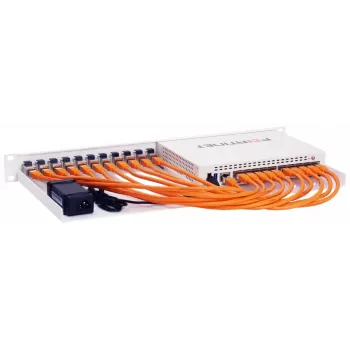 Rackmount.IT rackikinnituskomplekt FortiGate 60E / 61E varjestatud / tööstuslik