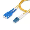 StarTech.com 3m (9.8ft) LC to SC (UPC) OS2 Single Mode Duplex Fiber Optic kaabel, 9/125µm, 100G, Bend Insensitive, Low Insertion Loss - LSZH Fiber Jumper Cord
