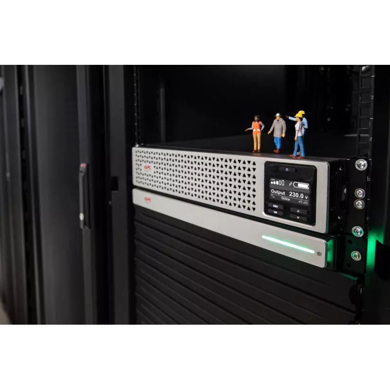 APC Smart-UPS On-Line, 1500 VA, hammastatav 3U, 230 V, 8x C13 IEC pistikupesa, SmartSlot, pikendatud tööaeg, koos siinikomplektiga, koos liitiumioon-välise akuga